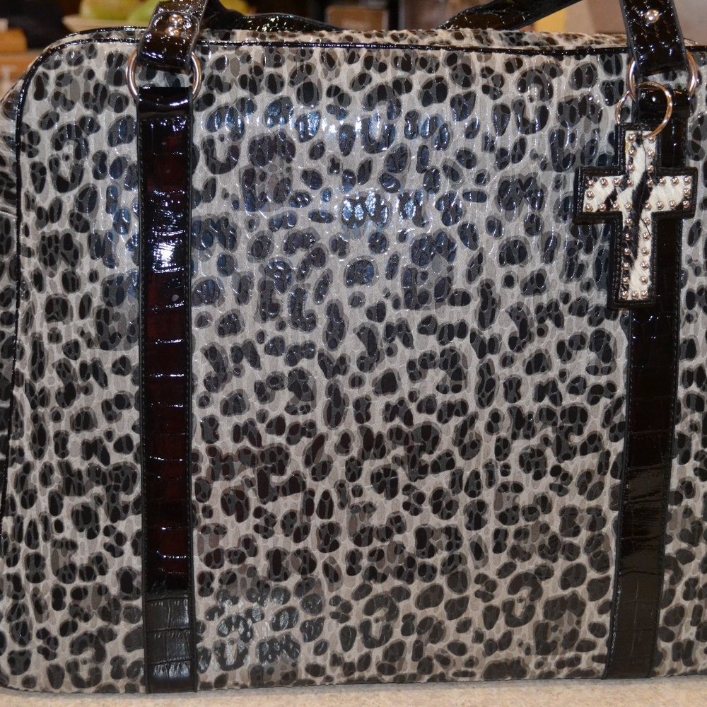 Large Overnight Bag with top zipper
